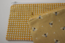 Load image into Gallery viewer, Yellow Plaid Pouch
