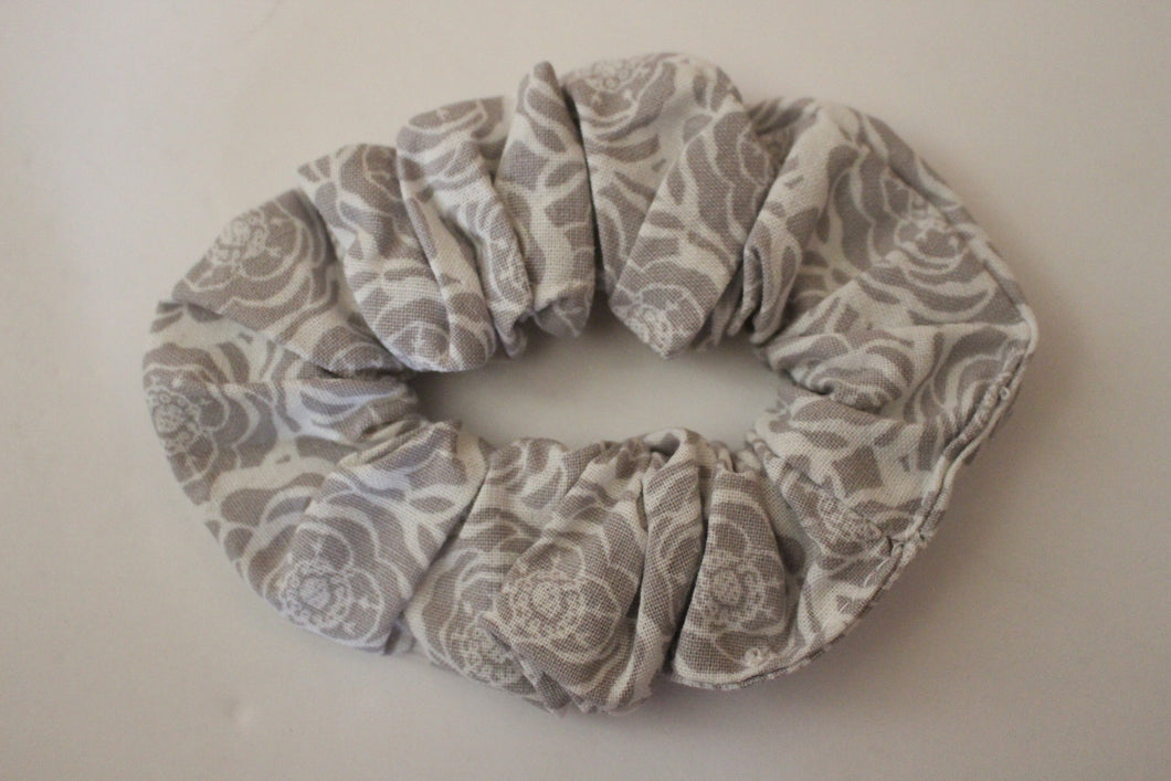 White Bunch Flower Scrunchie