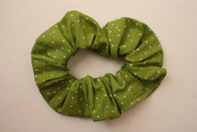 Load image into Gallery viewer, Polka dot Scrunchie
