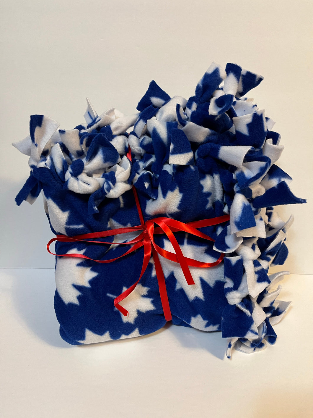 Blue Leafs Blanket