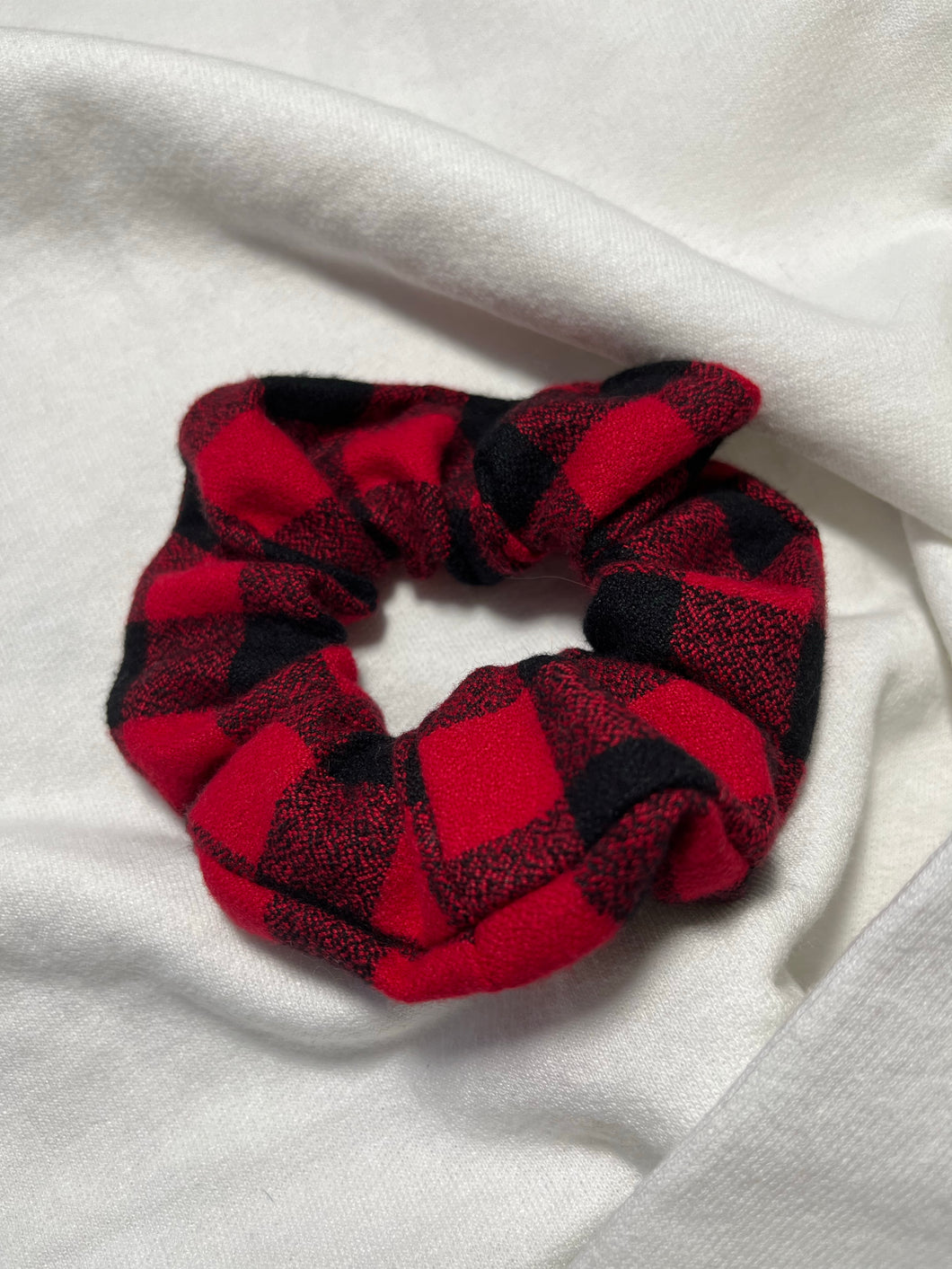 Macy Flannel Scrunchie