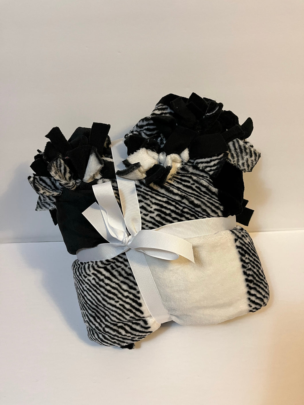 Black and White Plaid Blanket