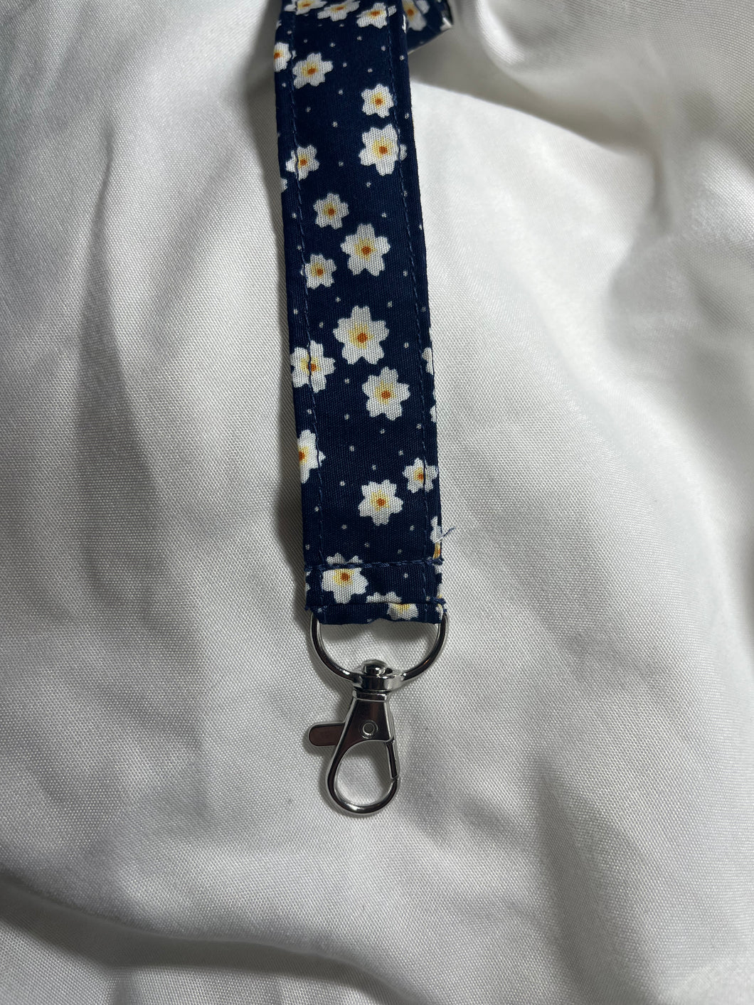 Daisy Lanyard